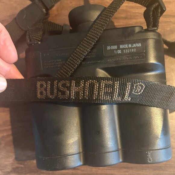 Bushnell Yardage Pro 500 Rangefinder 20-0500 Black Optics Strap Made in Japan - Picture 9 of 9